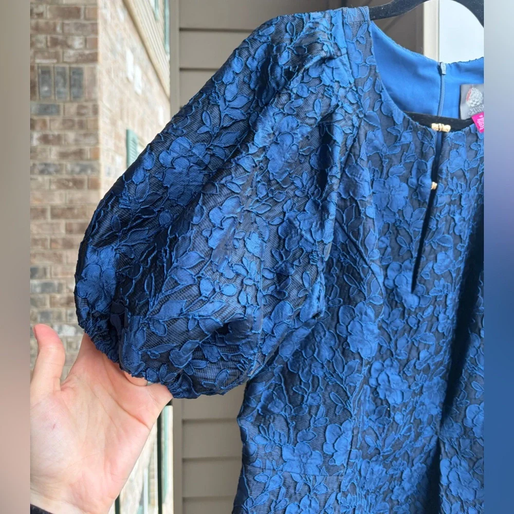🆕✨ Vince Camuto Blue Floral Jacquard Dress Size 10 A-Line Elegant Occasion Chic - Picture 9 of 16